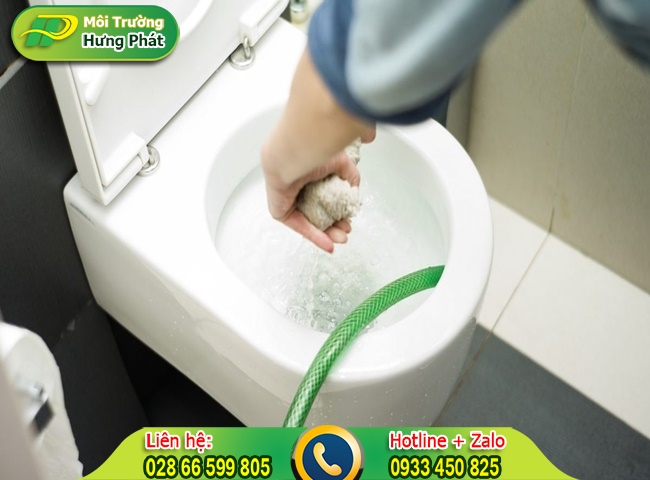 Đơn vị thông tắc bồn cầu quận 4 hướng dẫn thực hiện tại nhà