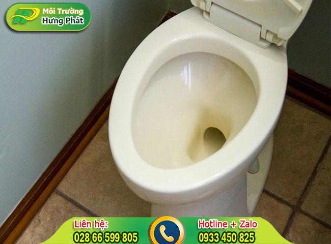 Bồn cầu bị ố v&agrave;ng c&oacute; ảnh hưởng như thế n&agrave;o?