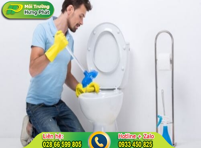 Cách sửa bồn cầu bị rò rỉ nước liên tục do điểm tiếp giáp với mặt sàn