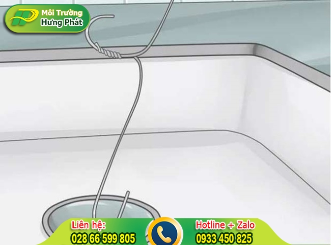 Sử dụng m&oacute;c quần &aacute;o d&ugrave;ng để th&ocirc;ng ống nước sinh hoạt hiệu quả, tiết kiệm