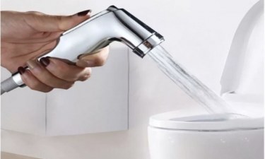 Cách sửa vòi nước xịt bồn cầu an toàn và hiệu quả