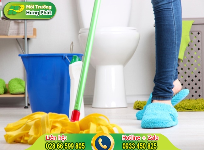 Thực hiện dọn dẹp nh&agrave; vệ sinh đ&uacute;ng c&aacute;ch