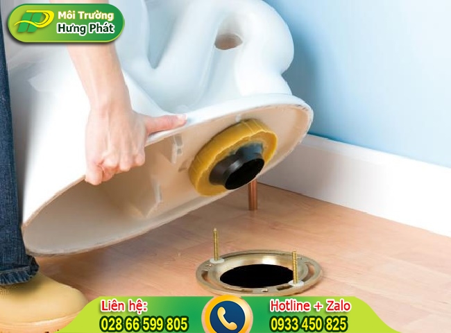 Lắp bồn vệ sinh với mặt s&agrave;n