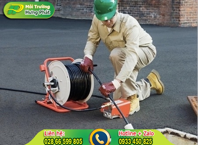 Bồn cầu bị nghẹt khí do không hút hầm cầu