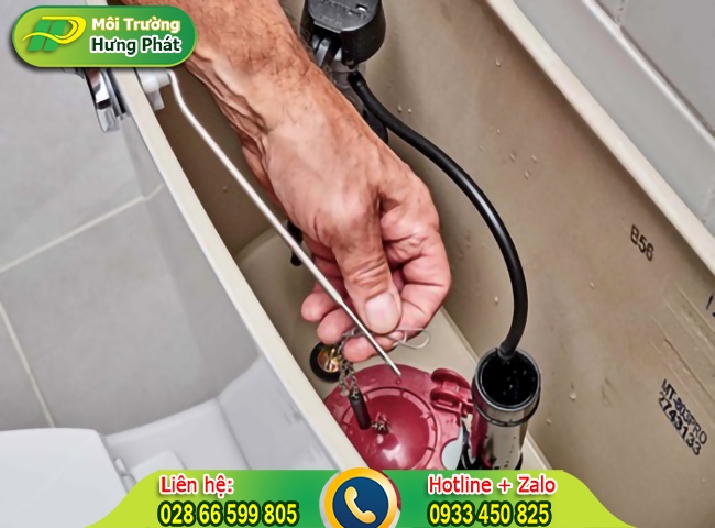 Thay phao bồn cầu tự l&agrave;m tại nh&agrave;, kh&ocirc;ng cần gọi thợ