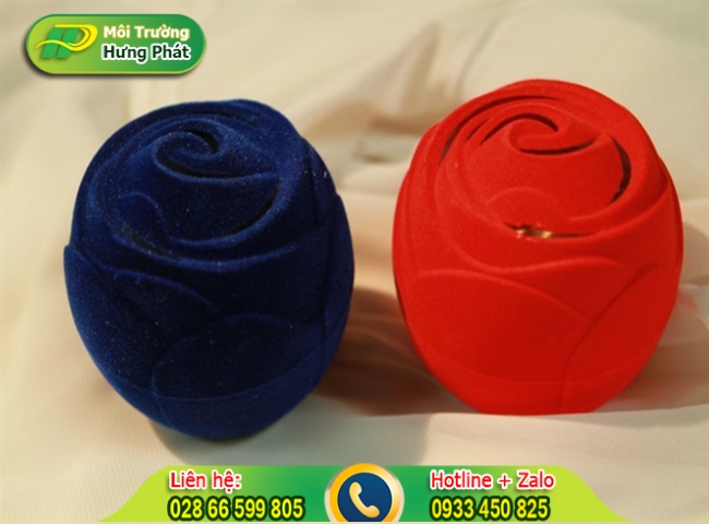 Sử dụng sản phẩm tạo m&ugrave;i hương để khử bớt m&ugrave;i nh&agrave; vệ sinh