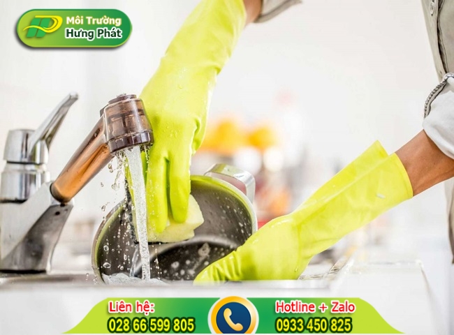 Một số c&aacute;ch th&ocirc;ng nghẹt bồn rửa ch&eacute;n đơn giản