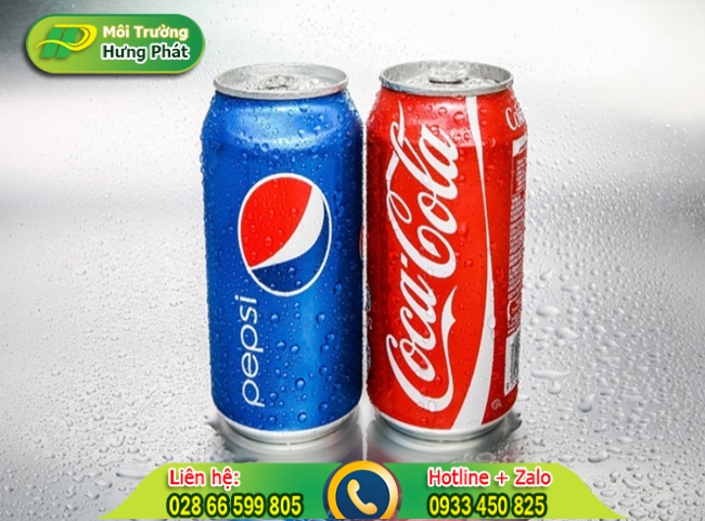 Dùng nước ngọt giải quyết tắc nghẹt bồn cầu bệt