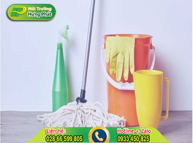 C&aacute;ch tẩy vết ố v&agrave;ng tr&ecirc;n tường nh&agrave; tắm