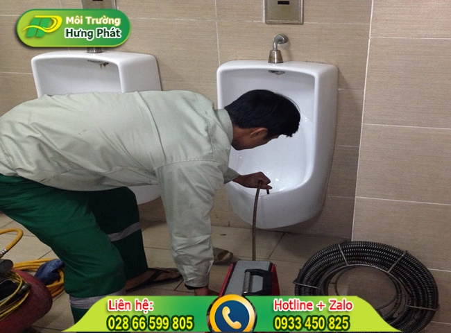 Th&ocirc;ng bồn tiểu nam huyện B&igrave;nh Ch&aacute;nh