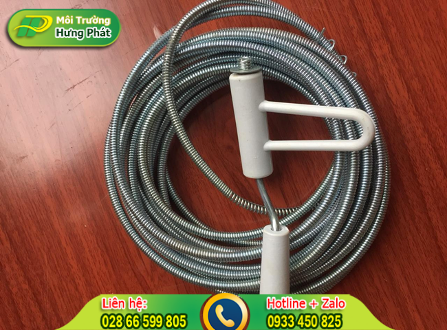 C&aacute;c dị vật cần được l&agrave;m sạch bằng c&aacute;c dụng cụ l&agrave;m sạch chuy&ecirc;n dụng