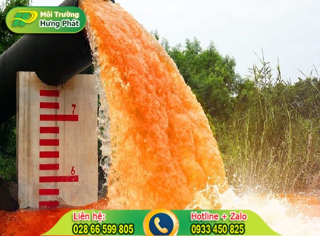 Chất thải c&ocirc;ng nghiệp c&oacute; độ m&agrave;u cao cần được xử l&yacute;