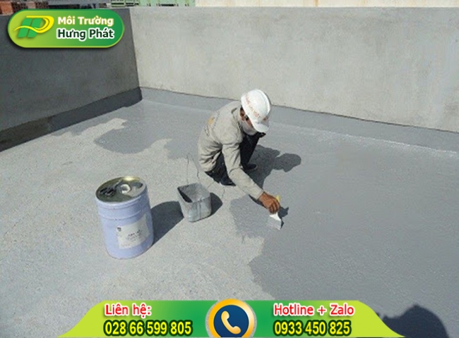 Bôi keo SL 1401 dọc theo vết hở để keo không bị chảy khi bơm