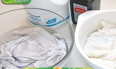 Cách tẩy vết mốc trên  quần áo trắng, màu cực hiệu quả, ít tốn kém