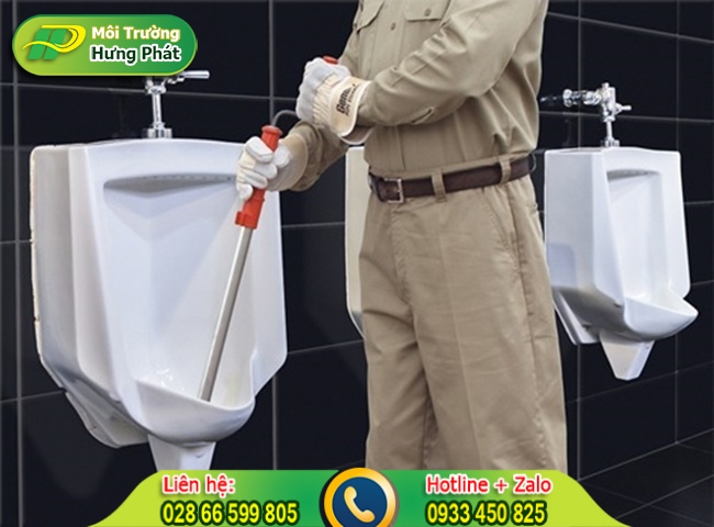 Dịch vụ th&ocirc;ng bồn tiểu nam quận 11 hiệu quả